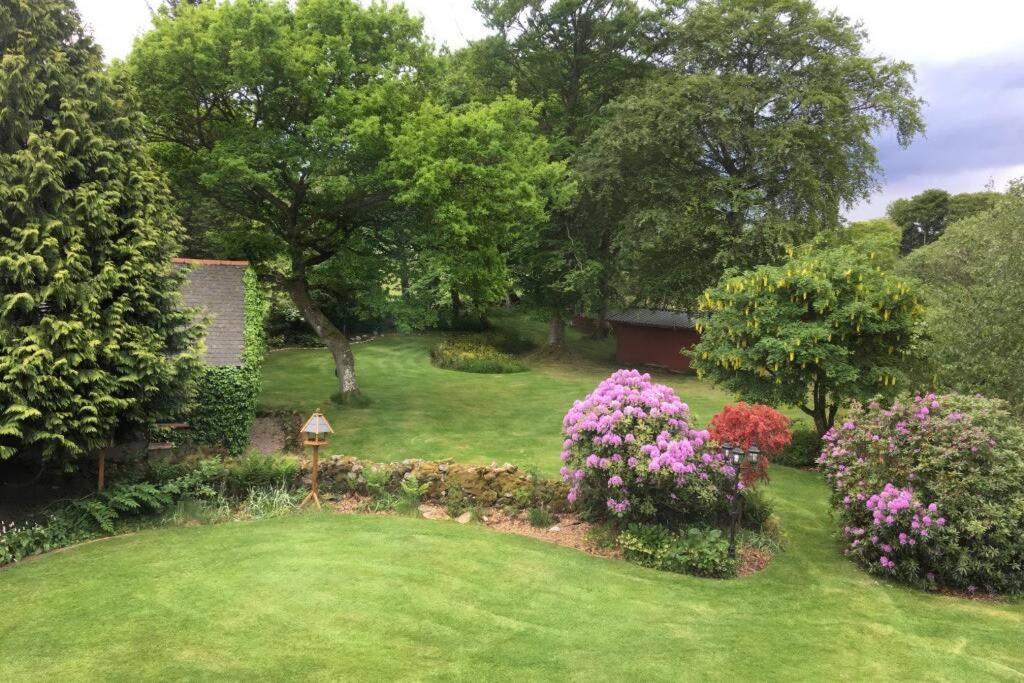 Serene Countryside Home With Manicured Gardens Stonehaven Zewnętrze zdjęcie
